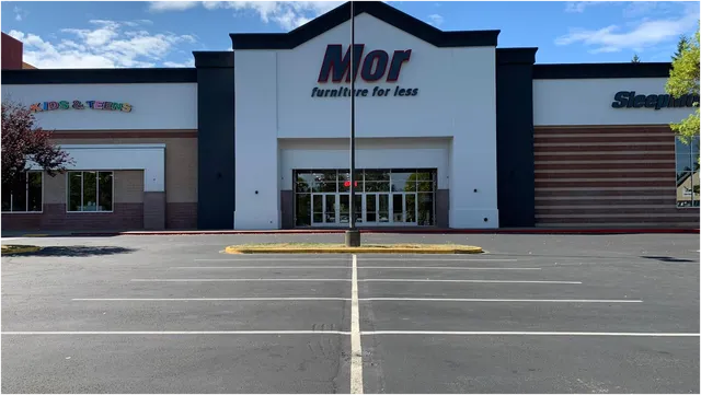 Mor Furniture for Less