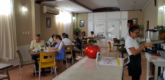 Tentaciones Restaurante.