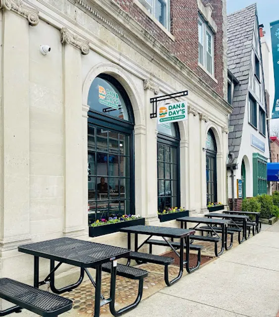 Dan & Day's Burgers and Shakes