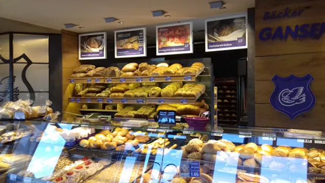 Bäcker Ganseforth KG