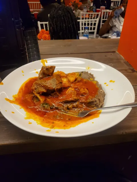 Efty Dishes Restaurant