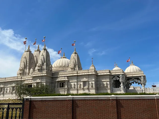 BAPS Shri Swaminarayan Mandir, London