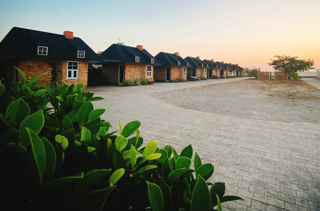 Maze Pool Villa Resort