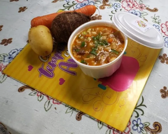 CASA DONA MARIA, CALDOS, SOPAS, DELICIAS, EMPADÕES, ESCONDIDINHOS E DOCES