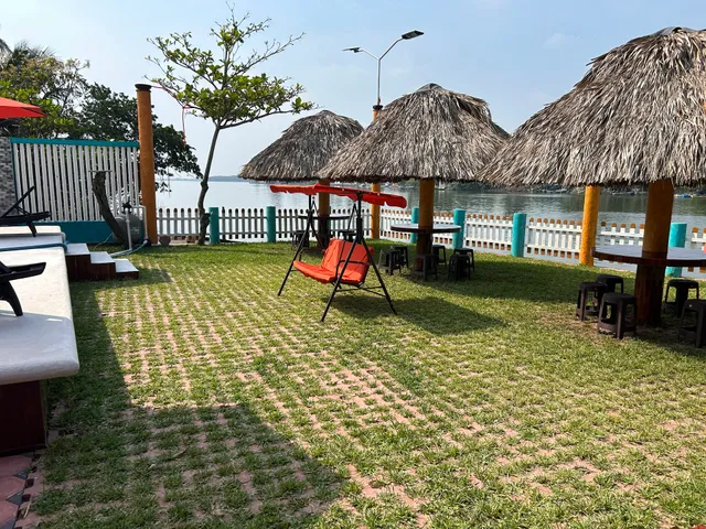 HOTEL ‘LA CUEVA DEL PIRATA’