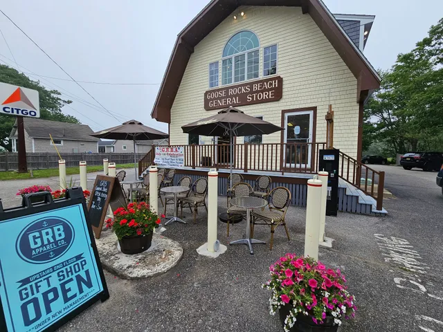 Goose Rocks Beach General Store