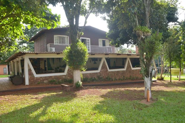 Camping e Hostel Internacional