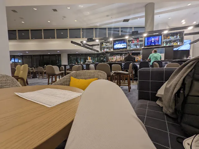 Evolution Restaurant & Bar