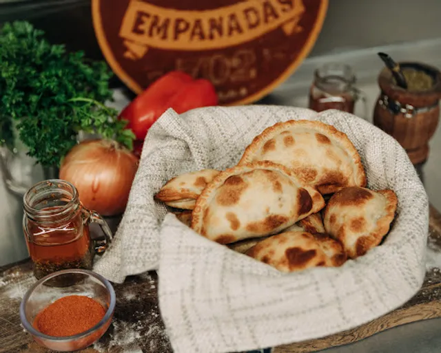 Empanadas702 Restaurant