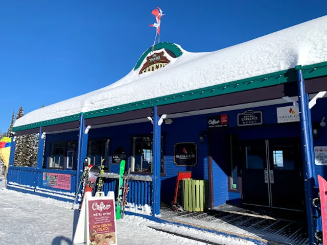 The Den Restaurant & Bar