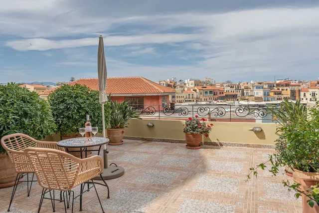 Pandora Suites Hotel