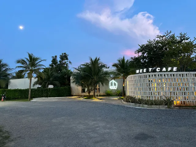 MEET boutique resort