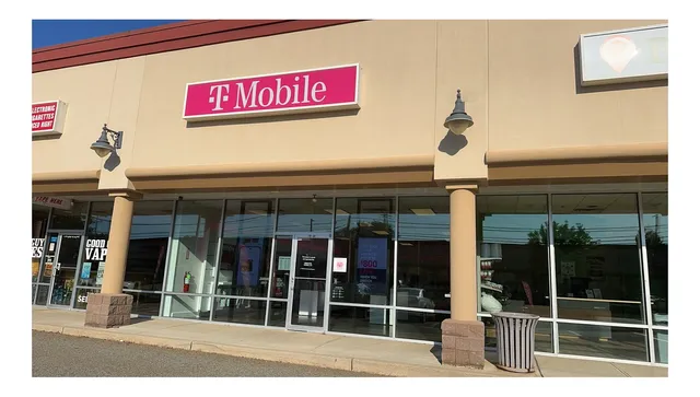 T-Mobile Authorized Retailer