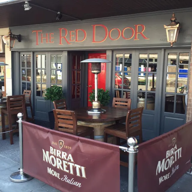 The Red Door - Exquisite Bars