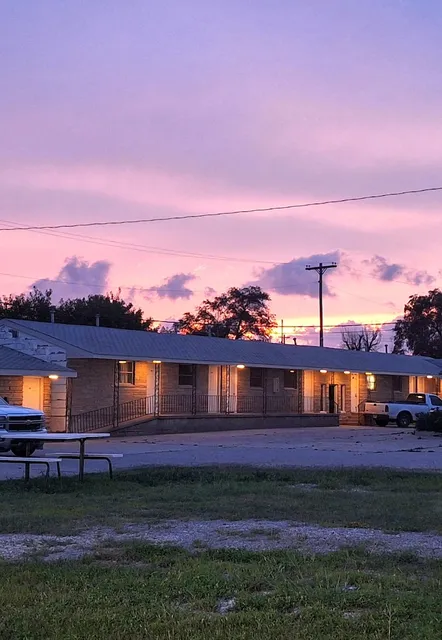 Comanche Motel