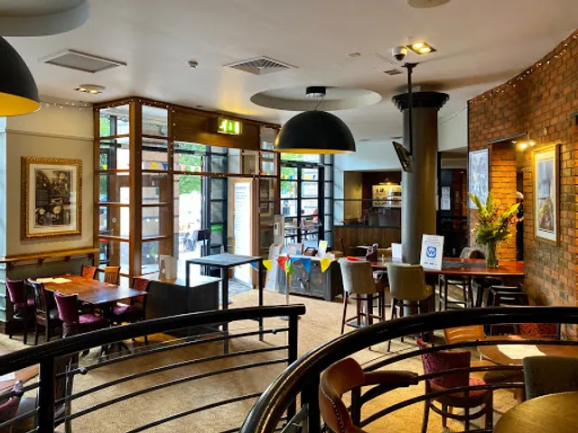 The White House - JD Wetherspoon