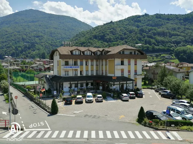 Hotel Rezia Valtellina