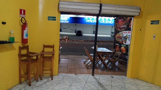 Pizzaria Tropical Forno à Lenha