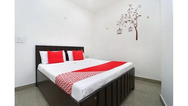 OYO 24328 Hotell City