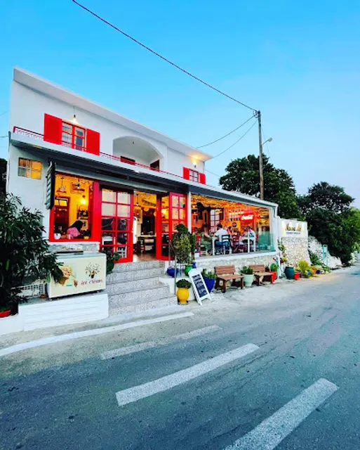 Mamma Mio Mezestaurant Homemade Food