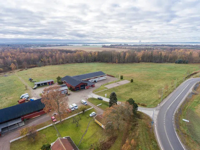 Tallbackens Gård & Vandrarhem