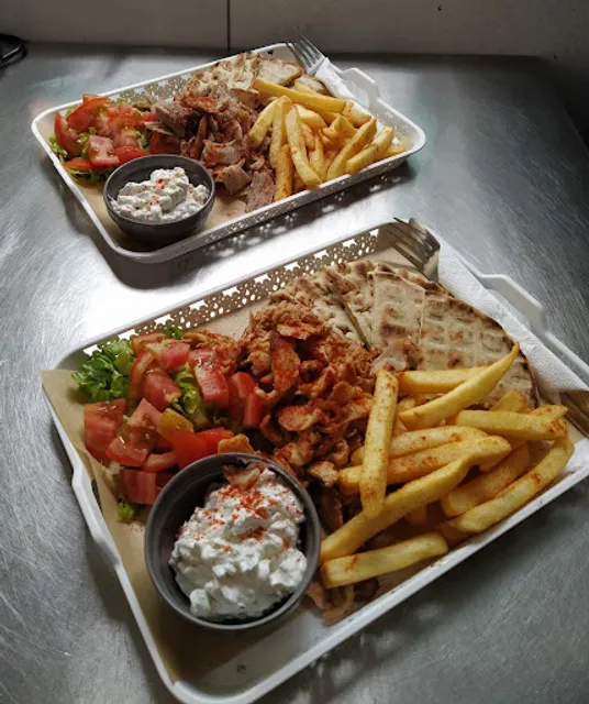 CoolBeans coffee, bits & bites