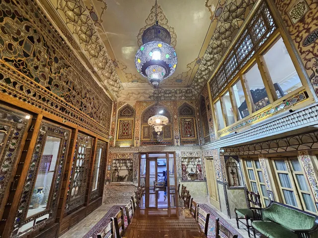 Keyvan Cafe Restaurant