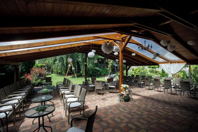 Árnyas Panzió és Rendezvényközpont