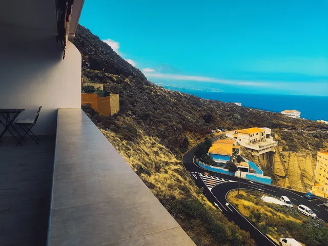 Ocean's Light Apartment