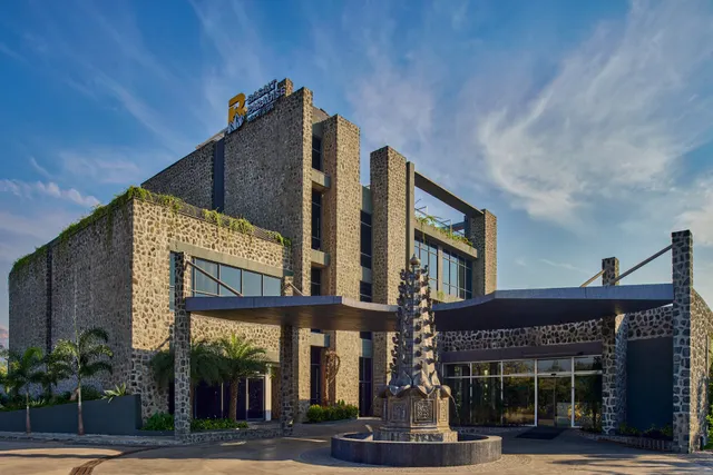 Basalt Paradise Resort & Spa