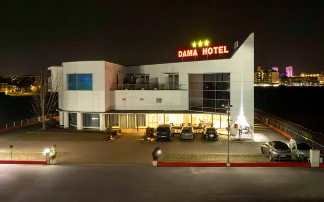 Dama Hotel