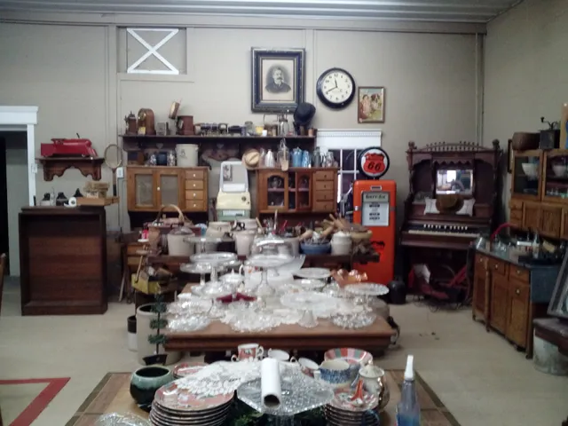 Jim's Antiques