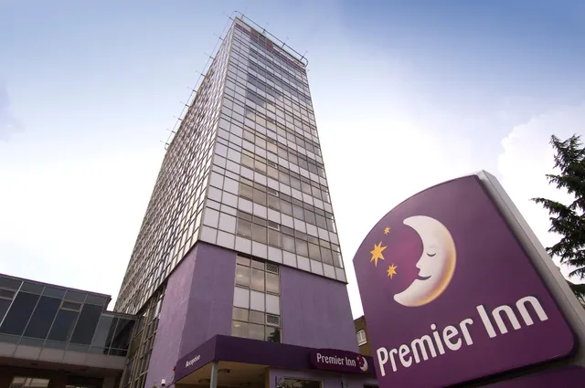 Premier Inn London Hammersmith (Ravenscourt Park) hotel