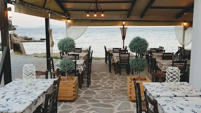 Argira Akti Taverna- Αργυρά Ακτή