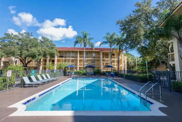 La Quinta East Deerfield Beach - Boca Raton