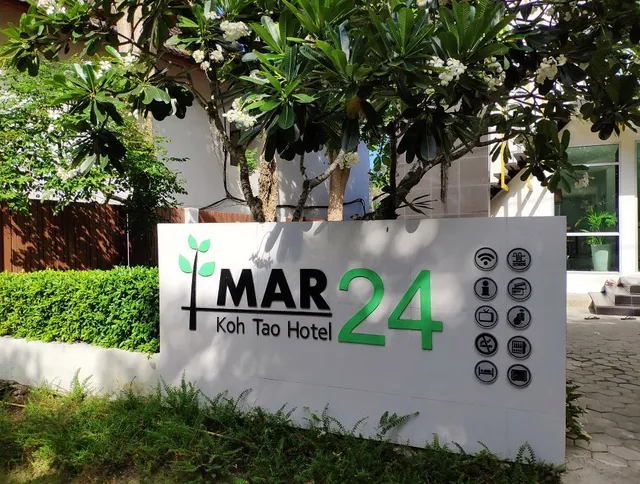 MAR24 Koh Tao Hotel