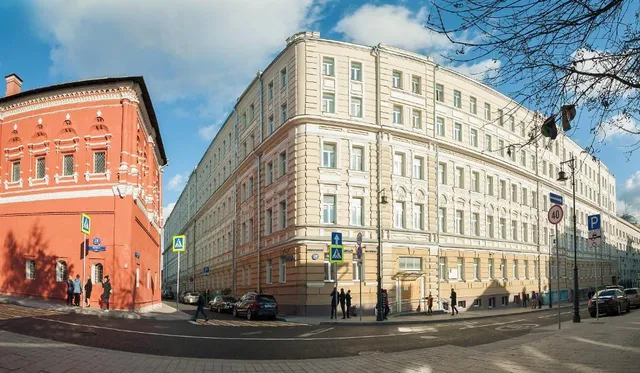 GloryVell, Petrovka 26/3