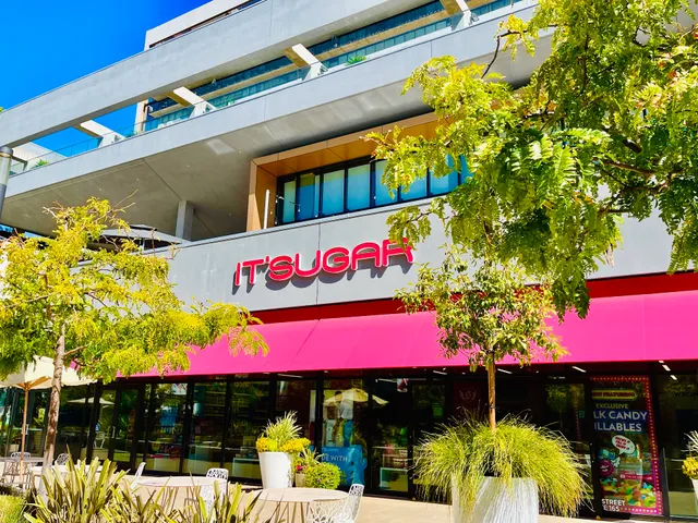 IT'SUGAR Sacramento Downtown Commons