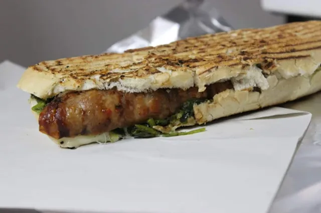 Pizzeria Bella Pizza