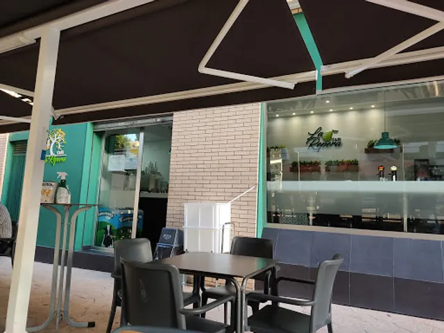Cafetería "La Repera"