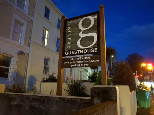 Gallery Guesthouse