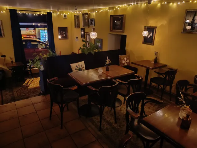 Modrá myš Cocktail bar