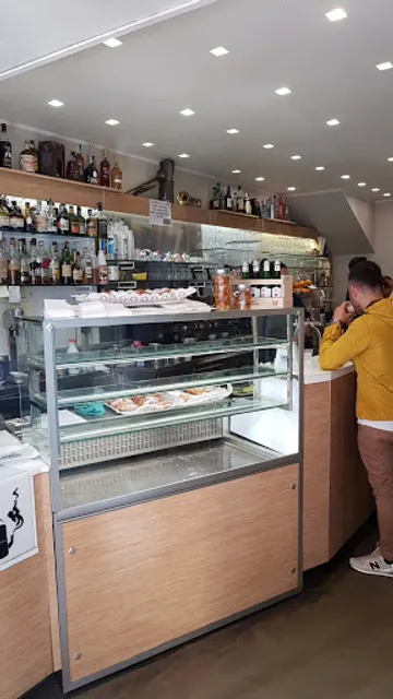 Baricentro: coffe, drink, dinner