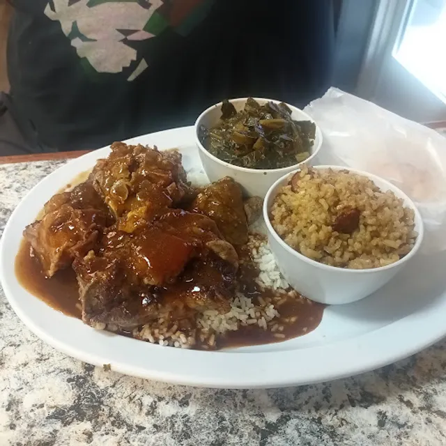 More Flavors Restaurant