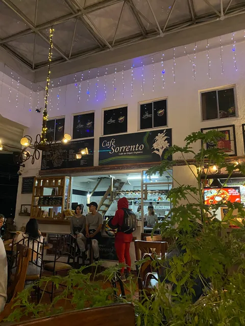 Centro Comercial Mall La Avenida