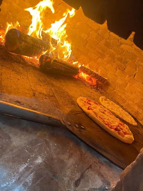 PIZZARIA IBICURY - PIZZAS & LANCHES ARTESANAIS