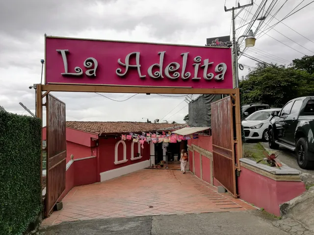 Restaurante La Adelita Santa Ana