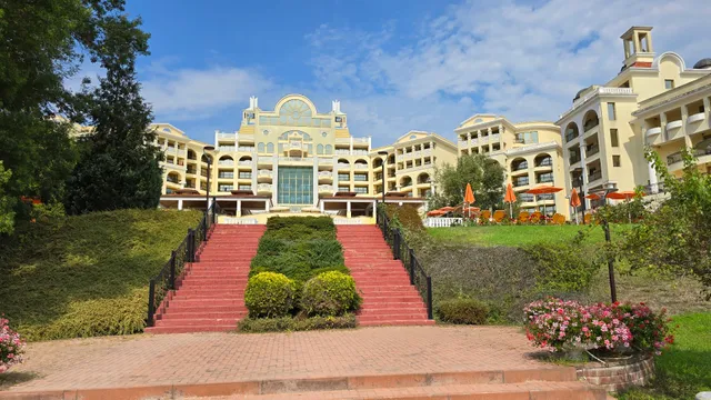 Марина Роял Палас