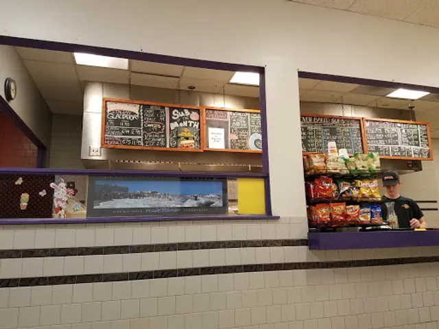 Zero's Subs @ Salem Crossing