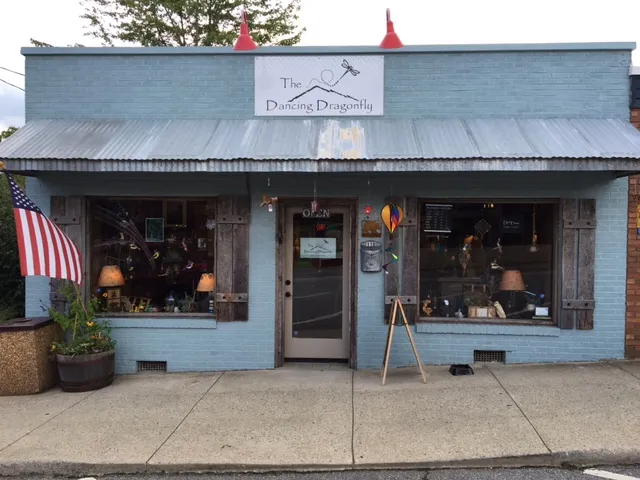 The Dancing Dragonfly